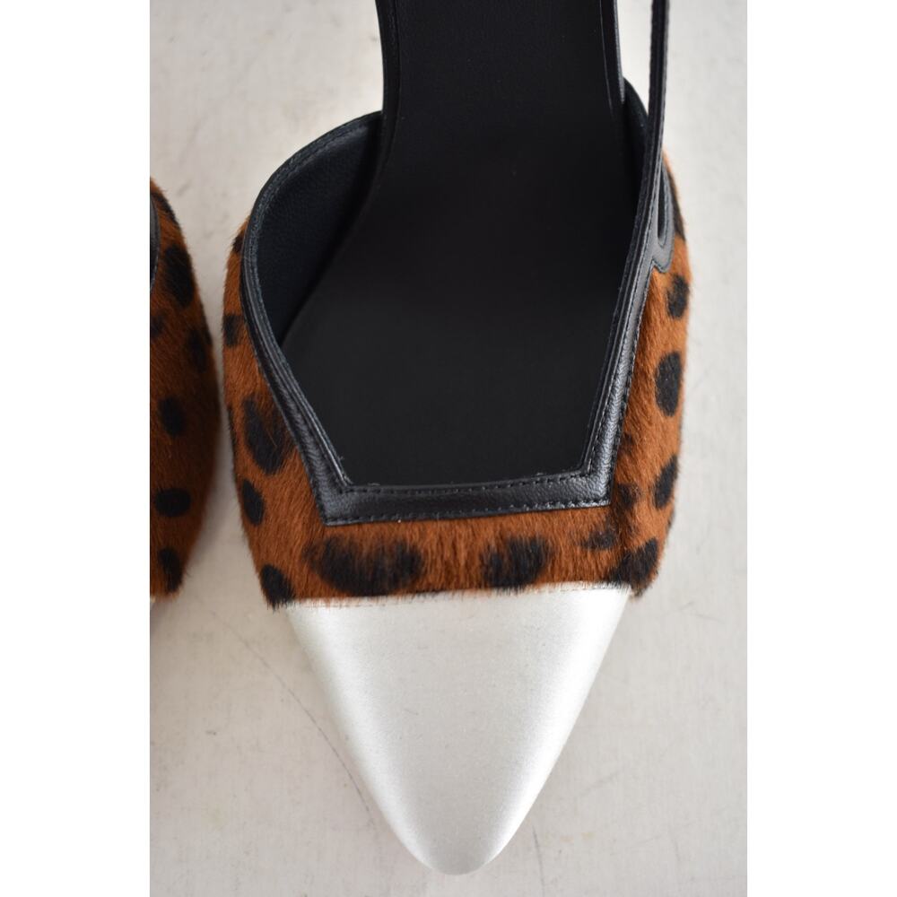 Chanel 26A Brown Leopard Black White Sling CC Gold Logo Slingback Heel Pump 37.5 - Picture 10 of 16